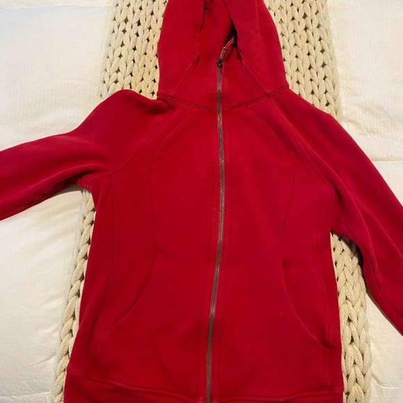 Red Lululemon Scuba Hoodie II Jacket Size 6 - Red Lululemon Sweatshirt Size 6 - Picture 2 of 7